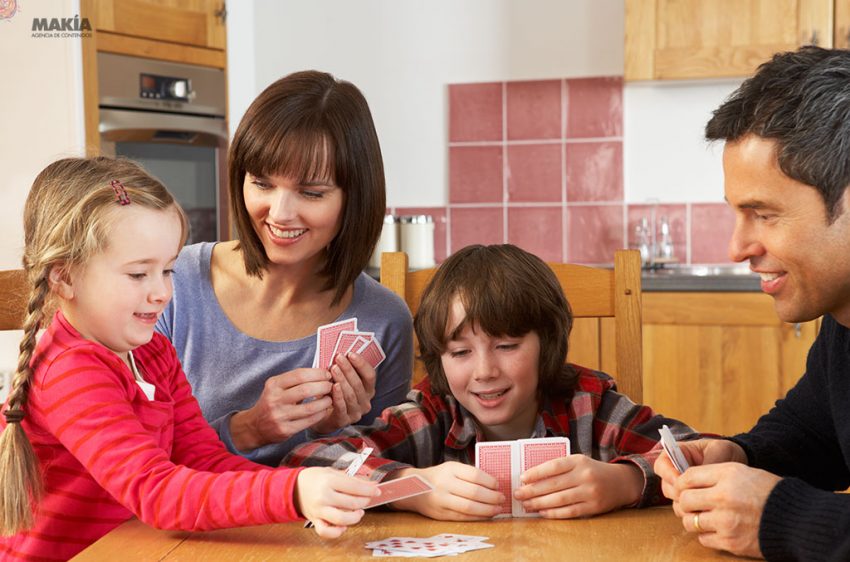 4 Juegos De Mesa Caseros Para Disfrutar En Tu Tiempo Libre Makia