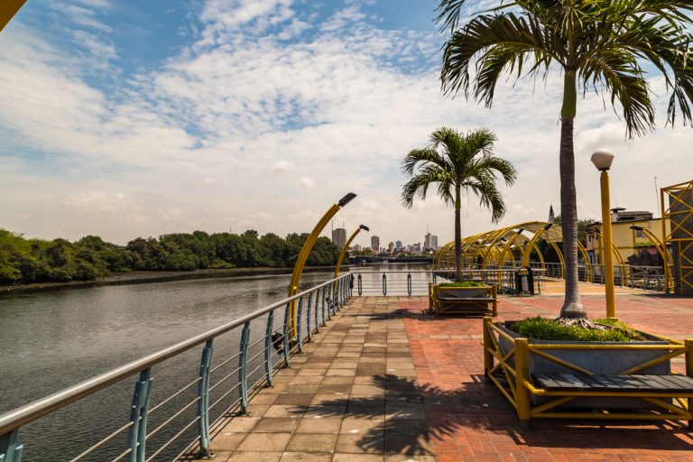 Malecón Simón Bolívar, Emblema de Guayaquil Makía Malecón Simón Bolívar, Emblema de Guayaquil Makía